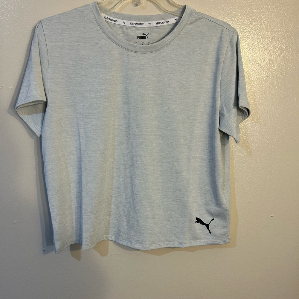 NWT Cropped Gray Women’s T-shirt Size Medium